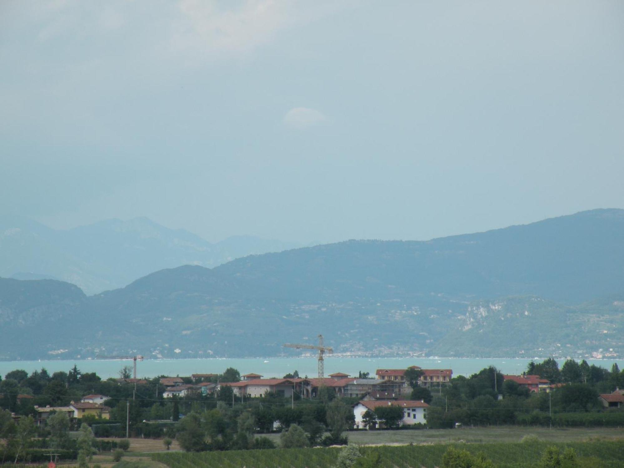 Bed and Breakfast Sweet Life Peschiera del Garda Exterior foto