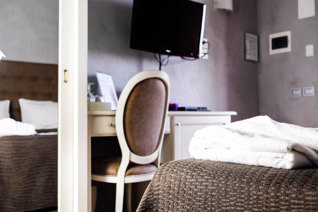 Bed and Breakfast Sweet Life Peschiera del Garda Exterior foto